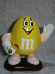 画像1: m&m'sチョコレートディスペンサー・黄 (1)