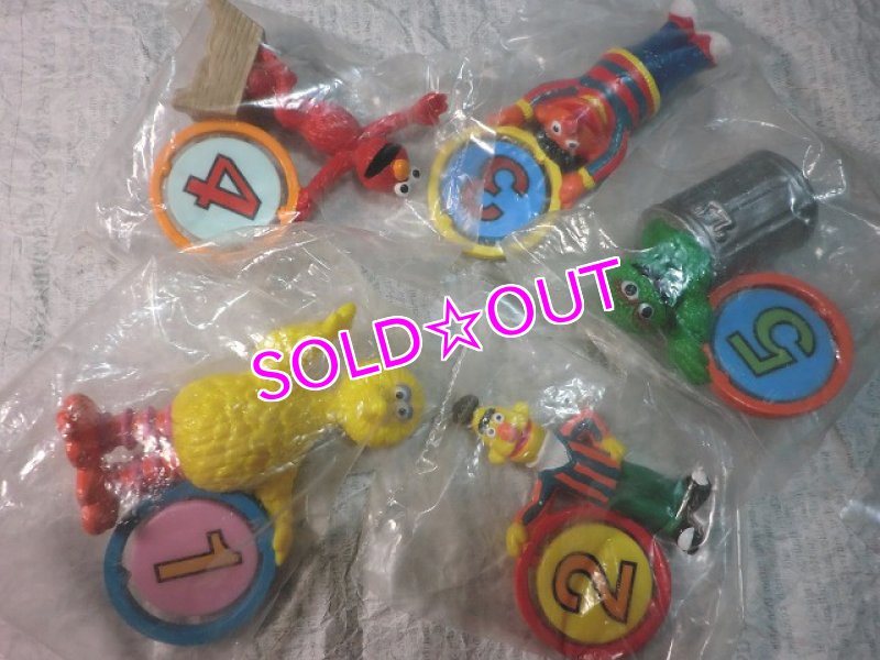 画像3: セサミストリート数字PVCフィギュアセット（P） (3)