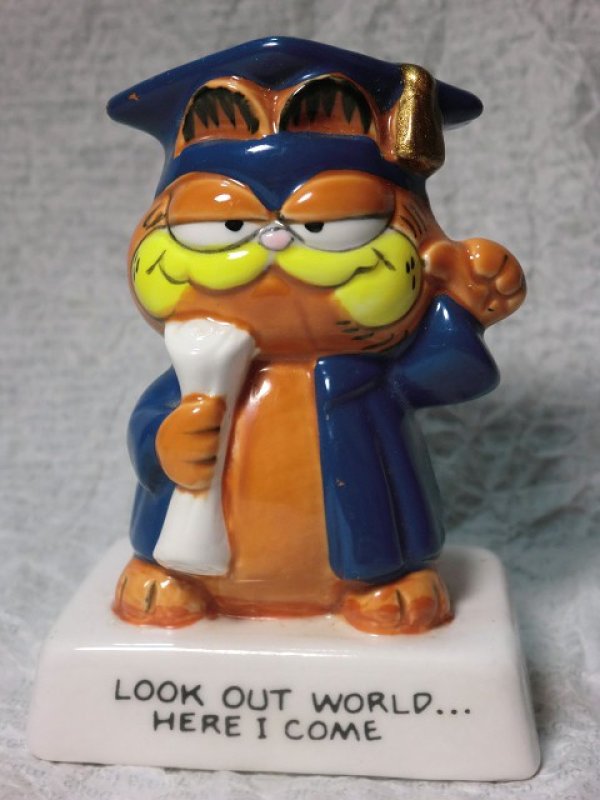 画像1: ガーフィールド卒業フィギュア (1)