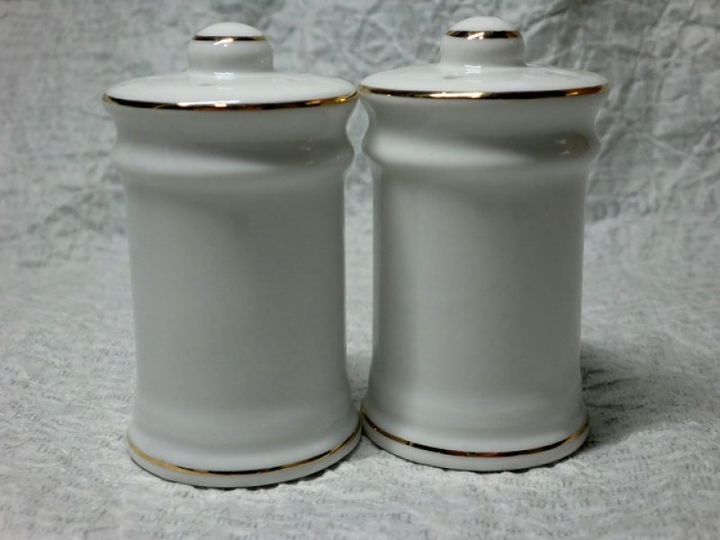 画像2: ミッキーマウス塩胡椒入れ (2)