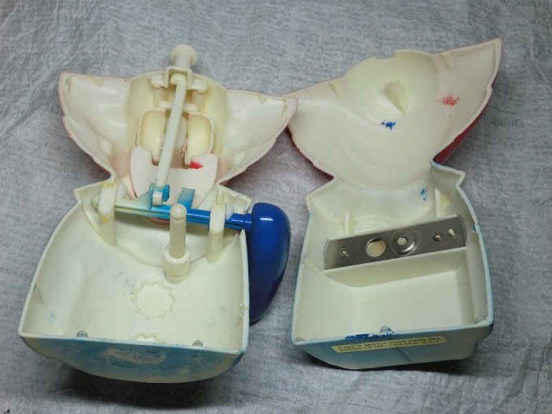 画像4: ボゾザクラウン・アクション貯金箱S (4)